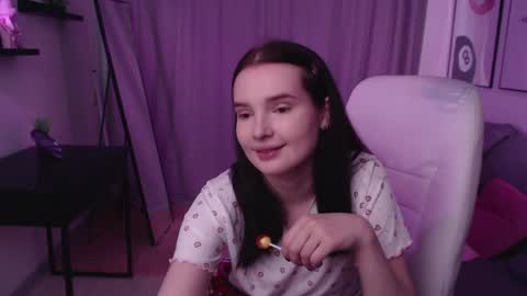 Snapshot of kristen_belll chatting on 19, 4, 2026 Sophia online show from 19, 4, 2026