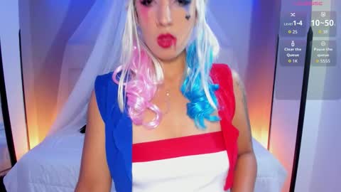 Snapshot of kristen_kassi chatting on 18, 11, 2025 Kristen online show from 18, 11, 2025