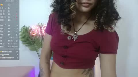 Snapshot of kristen_tay chatting on 21, 2, 2025 kristen_tay online show from 21, 2, 2025