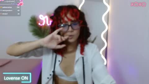 Snapshot of kristen_tay chatting on 3, 3, 2025 kristen_tay online show from 3, 3, 2025