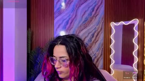 Snapshot of kristen_tay chatting on 7, 6, 2026 kristen_tay online show from 7, 6, 2026
