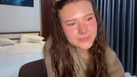 Snapshot of kristiekitty chatting on 20, 5, 2026 kristiekitty online show from 20, 5, 2026