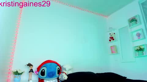 Snapshot of kristiingaines_ chatting on 4, 11, 2025 kristin online show from 4, 11, 2025