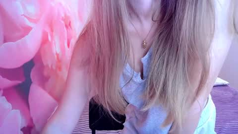 Snapshot of kristina_adel chatting on 13, 1, 2025 Kristina Adel online show from 13, 1, 2025