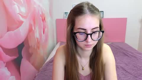 Snapshot of kristina_adel chatting on 12, 3, 2025 Kristina Adel online show from 12, 3, 2025