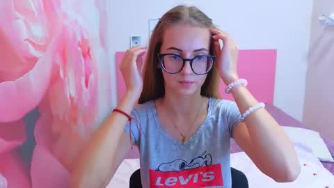 Snapshot of kristina_adel chatting on 14, 11, 2025 Kristina Adel online show from 14, 11, 2025