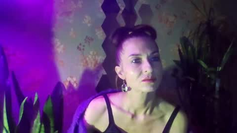 Kristina online show from 12, 12, 2024