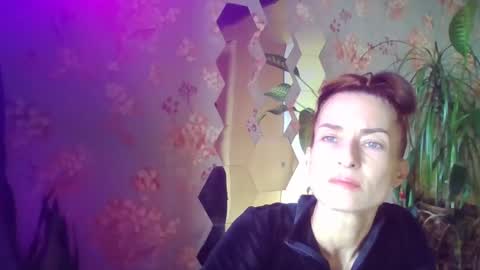Kristina online show from 4, 2, 2025