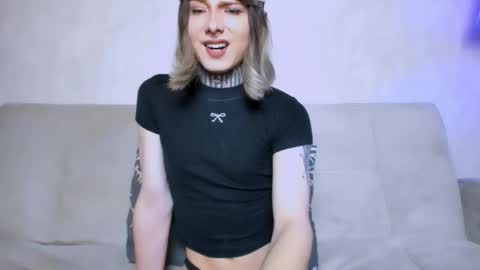 Snapshot of kristinaholland chatting on 20, 2, 2026 kristina online show from 20, 2, 2026