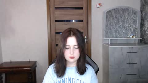 Snapshot of kristy_fran chatting on 18, 10, 2025 Kristy online show from 18, 10, 2025