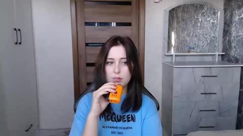 Snapshot of kristy_fran chatting on 24, 10, 2025 Kristy online show from 24, 10, 2025