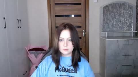 Snapshot of kristy_fran chatting on 7, 11, 2025 Kristy online show from 7, 11, 2025