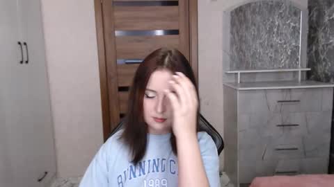 Snapshot of kristy_fran chatting on 23, 11, 2025 Kristy online show from 23, 11, 2025