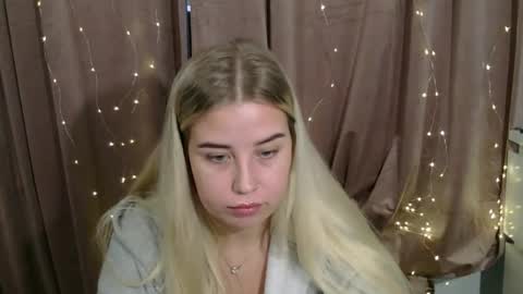 Snapshot of kristyflowers chatting on 6, 12, 2024 KristyFlowers online show from 6, 12, 2024