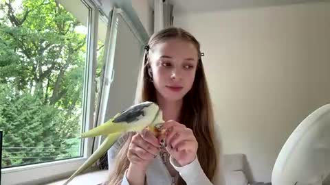 Kaya online show from 3, 8, 2026