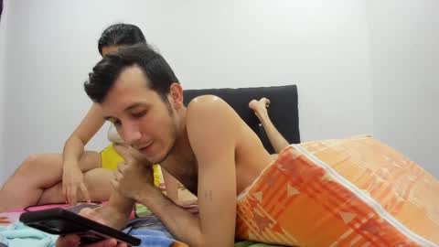 Snapshot of krodelo1 chatting on 1, 11, 2025 Zoe Andrew online show from 1, 11, 2025