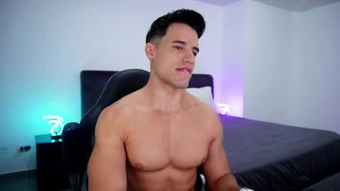 Snapshot of krops_ chatting on 5, 3, 2025 KROPS online show from 5, 3, 2025