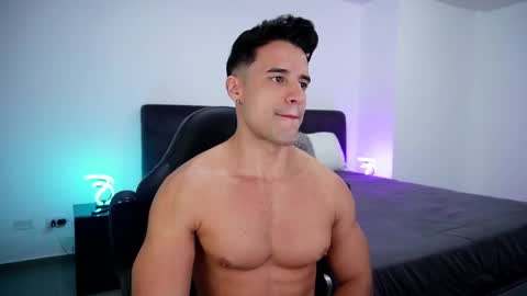 Snapshot of krops_ chatting on 9, 3, 2025 KROPS online show from 9, 3, 2025