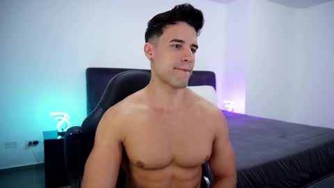 Snapshot of krops_ chatting on 11, 3, 2025 KROPS online show from 11, 3, 2025