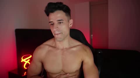 Snapshot of krops_ chatting on 24, 11, 2025 KROPS online show from 24, 11, 2025