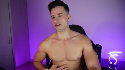 Snapshot of krops_ chatting on 10, 5, 2026 KROPS online show from 10, 5, 2026