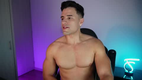 Snapshot of krops_ chatting on 17, 5, 2026 KROPS online show from 17, 5, 2026