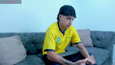 Snapshot of kroywave chatting on 5, 7, 2026 Kroy Wave Muscle Tattoos Latino online show from 5, 7, 2026