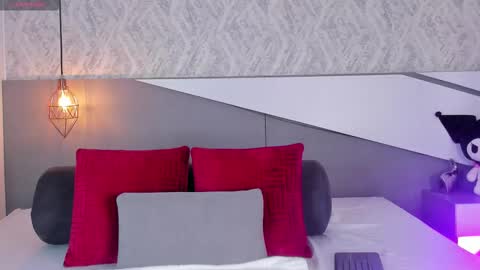 Snapshot of krystal_foxx chatting on 17, 11, 2025 Krystal online show from 17, 11, 2025