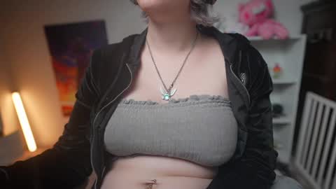 Snapshot of krystalsyxx chatting on 14, 2, 2025 Krystal Syx online show from 14, 2, 2025