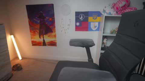 Snapshot of krystalsyxx chatting on 7, 3, 2025 Krystal Syx online show from 7, 3, 2025