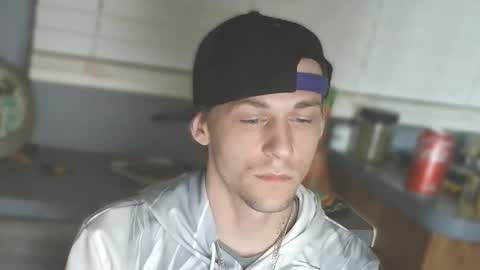 Snapshot of krytiar1992 chatting on 12, 11, 2025 krytiar1992 online show from 12, 11, 2025