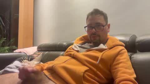 Snapshot of krzysztof1977 chatting on 19, 6, 2026 krzysztof1977 online show from 19, 6, 2026