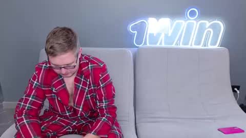 Snapshot of ksenyahot chatting on 1, 1, 2025 WebcamWhore online show from 1, 1, 2025