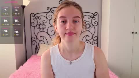 Snapshot of ksuhesa chatting on 12, 10, 2025 ksuhesa online show from 12, 10, 2025