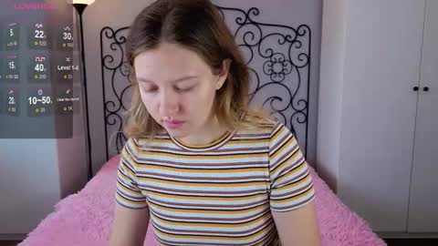 Snapshot of ksuhesa chatting on 13, 10, 2025 ksuhesa online show from 13, 10, 2025