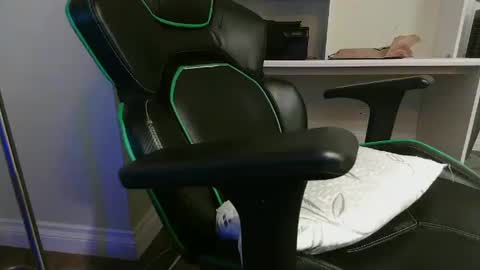 Snapshot of kt12369 chatting on 4, 12, 2024 Kevin online show from 4, 12, 2024