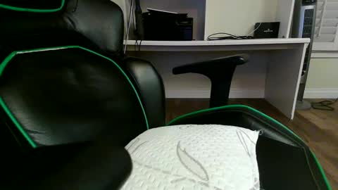 Snapshot of kt12369 chatting on 2, 2, 2025 Kevin online show from 2, 2, 2025