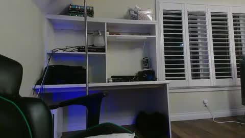 Snapshot of kt12369 chatting on 2, 10, 2025 Kevin online show from 2, 10, 2025