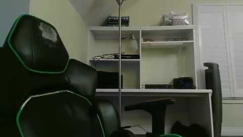 Snapshot of kt12369 chatting on 7, 11, 2025 Kevin online show from 7, 11, 2025