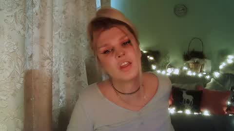 Annika  MTF ts post -op online show from 14, 1, 2025