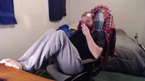 Snapshot of kuggy570 chatting on 3, 12, 2024 Kuggy online show from 3, 12, 2024