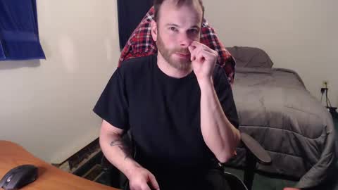 Snapshot of kuggy570 chatting on 25, 12, 2024 Kuggy online show from 25, 12, 2024