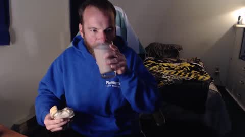 Snapshot of kuggy570 chatting on 10, 9, 2025 Kuggy online show from 10, 9, 2025