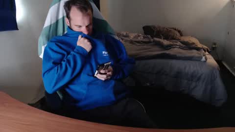 Snapshot of kuggy570 chatting on 3, 10, 2025 Kuggy online show from 3, 10, 2025