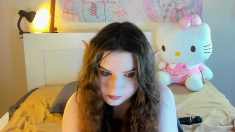 Snapshot of kuraii_ chatting on 22, 12, 2024 Anna online show from 22, 12, 2024