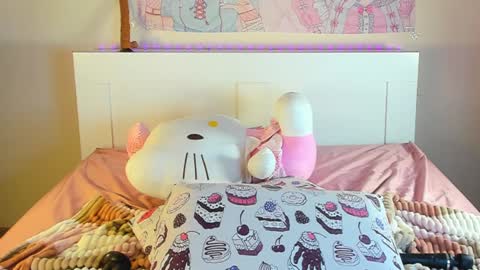 Snapshot of kuraii_ chatting on 4, 2, 2025 Anna online show from 4, 2, 2025
