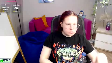 kuri_u online show from 11, 5, 2026