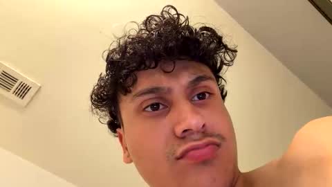 Snapshot of kurlz5stard chatting on 19, 12, 2025 kurlz5stard online show from 19, 12, 2025