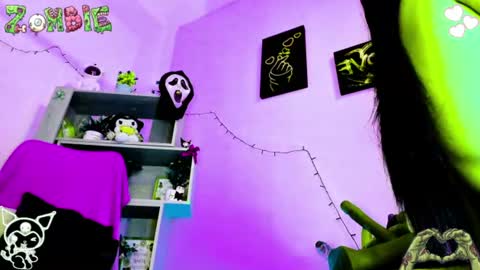 Snapshot of kuromi_bush chatting on 19, 7, 2026 IM KUROMI - MY NEXT STREAM - SATURDAY- 31 JANUARY 2026 - 10PM EST DONT MISS IT online show from 19, 7, 2026