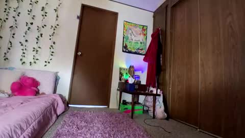 kusshy33 online show from 1, 10, 2025